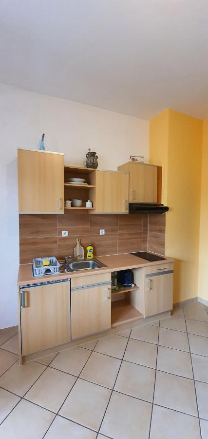 Apartmani Krajnovic 法扎纳 外观 照片